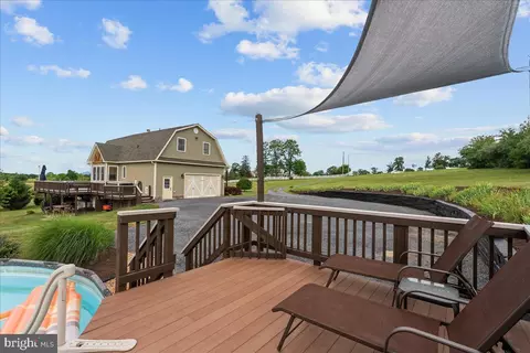 Exterior - 461 Veterans Rd, Middletown, VA 22645 photo 10 of 26