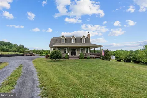 Exterior - 461 Veterans Rd, Middletown, VA 22645 photo 2 of 26