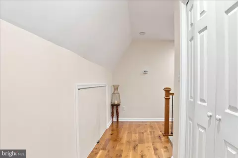 Entry Way - 461 Veterans Rd, Middletown, VA 22645 photo 13 of 23