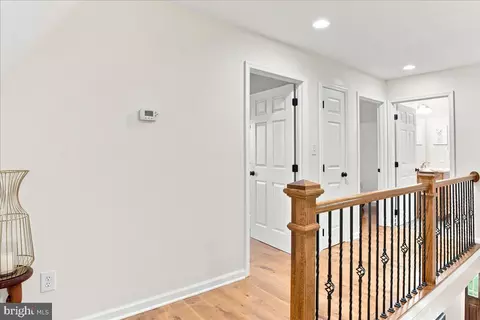 Entry Way - 461 Veterans Rd, Middletown, VA 22645 photo 11 of 23