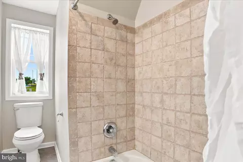 Bath - 461 Veterans Rd, Middletown, VA 22645 photo 16 of 20
