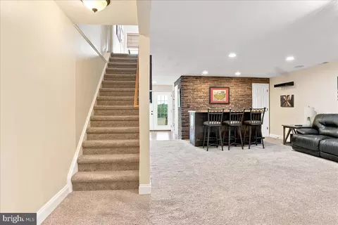 Entry Way - 461 Veterans Rd, Middletown, VA 22645 photo 18 of 23