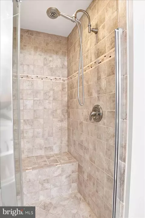 Bath - 461 Veterans Rd, Middletown, VA 22645 photo 8 of 20