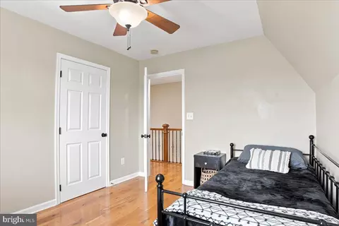 Bedroom - 461 Veterans Rd, Middletown, VA 22645 photo 13 of 23