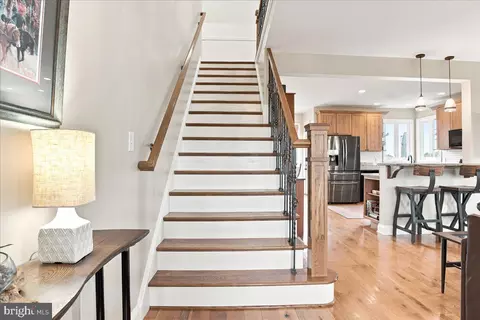 Entry Way - 461 Veterans Rd, Middletown, VA 22645 photo 9 of 23