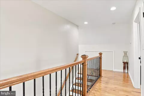 Entry Way - 461 Veterans Rd, Middletown, VA 22645 photo 17 of 23