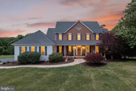 356 Chimney Cir, Middletown, VA 22645