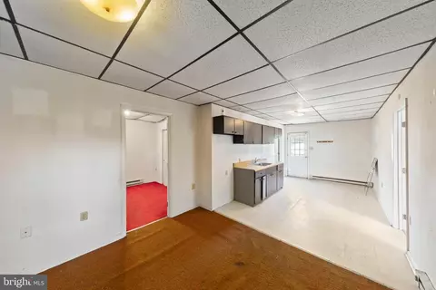 Entry Way - 751 Old Charles Town Rd, Stephenson, VA 22656 photo 4 of 6