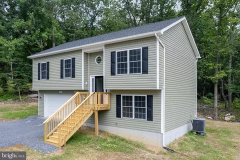 604 Gatling Dr, Winchester, VA 22602
