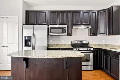 Kitchen - 102 Argyle Ct, Stephenson, VA 22656 photo 2 of 5