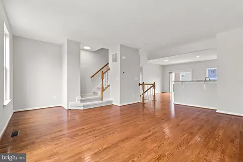 Living - 102 Argyle Ct, Stephenson, VA 22656 photo 2 of 7