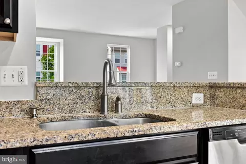 Kitchen - 102 Argyle Ct, Stephenson, VA 22656 photo 4 of 5