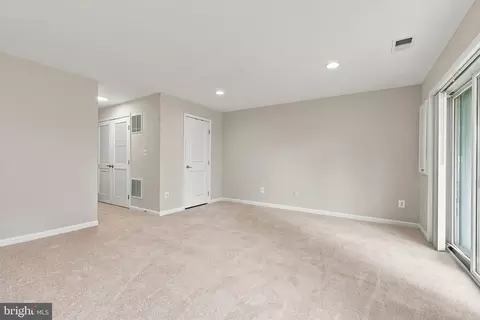 Living - 102 Argyle Ct, Stephenson, VA 22656 photo 7 of 7