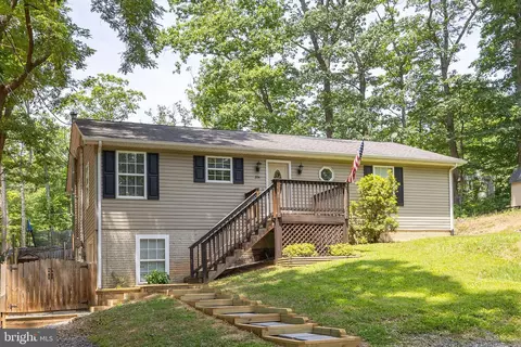 204 Cochise Trl, Winchester, VA 22602
