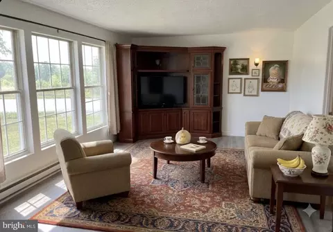 Living - 130 White Oak Rd, White Post, VA 22663 photo 2 of 4