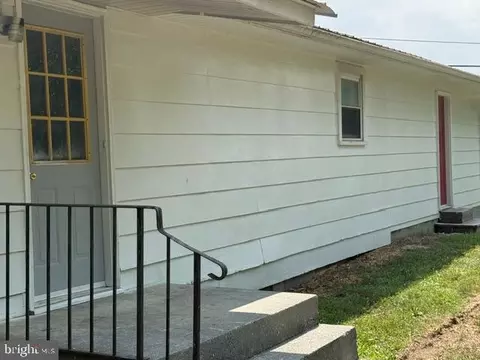 Exterior - 130 White Oak Rd, White Post, VA 22663 photo 3 of 3