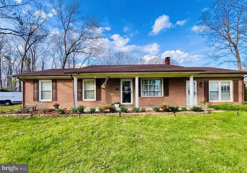 Exterior - 313 Knight Dr, White Post, VA 22663 photo 6 of 6