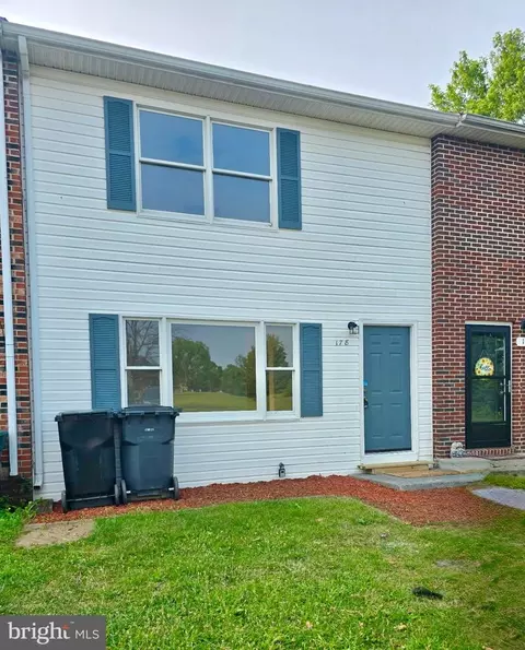 178 Hackberry Dr, Stephens City, VA 22655