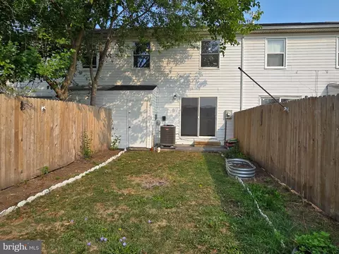 Exterior - 178 Hackberry Dr, Stephens City, VA 22655 photo 2 of 3