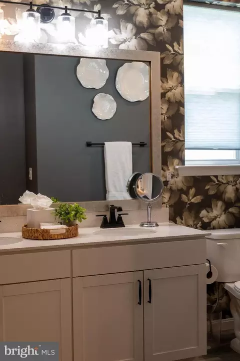 Bath - 174 Williamson Rd, Winchester, VA 22602 photo 1 of 1
