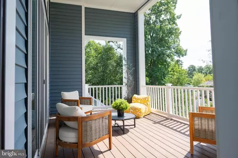 Exterior - 174 Williamson Rd, Winchester, VA 22602 photo 2 of 3