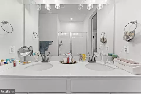 Bath - 114 Curtain Fall Dr, Middletown, VA 22645 photo 1 of 1