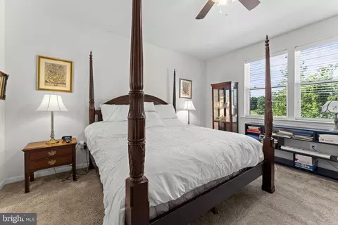 Bedroom - 114 Curtain Fall Dr, Middletown, VA 22645 photo 1 of 6