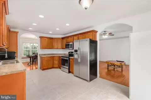 Entry Way - 120 Hawk Trl, Winchester, VA 22602 photo 6 of 6