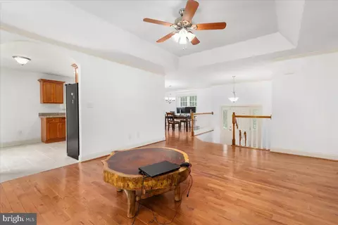 Entry Way - 120 Hawk Trl, Winchester, VA 22602 photo 3 of 6