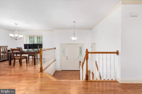 Entry Way - 120 Hawk Trl, Winchester, VA 22602 photo 4 of 6