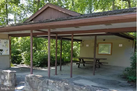 Exterior - 120 Hawk Trl, Winchester, VA 22602 photo 6 of 9