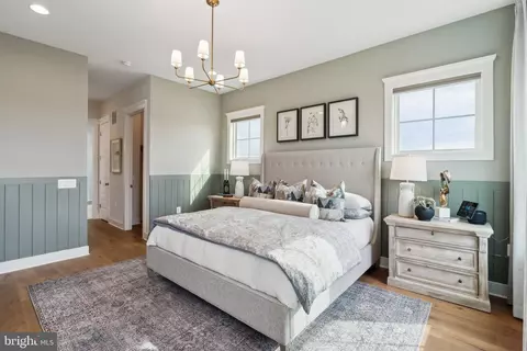 Bedroom - 3168 Ruby Royce Dr, Winchester, VA 22603 photo 2 of 3