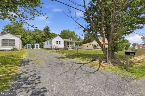 437 441 445 Stephenson Rd, Stephenson, VA 22656 photo 2