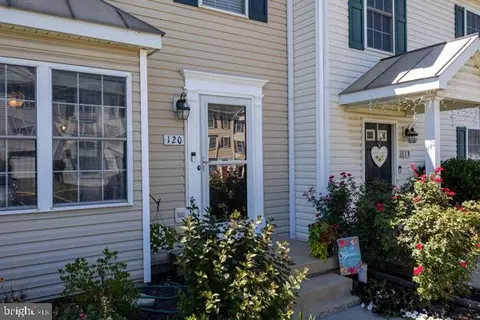 Exterior - 120 Scirocco Ln, Winchester, VA 22602 photo 3 of 14