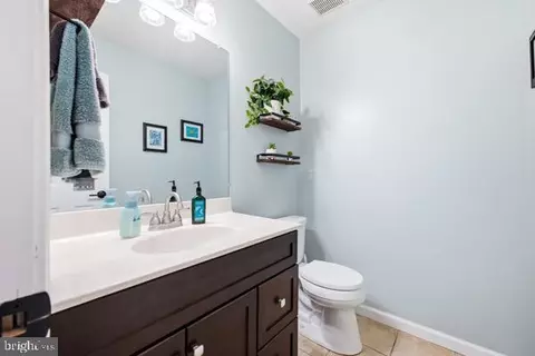 Entry Way - 120 Scirocco Ln, Winchester, VA 22602 photo 6 of 9