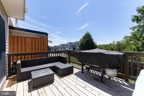Exterior - 120 Scirocco Ln, Winchester, VA 22602 photo 4 of 14
