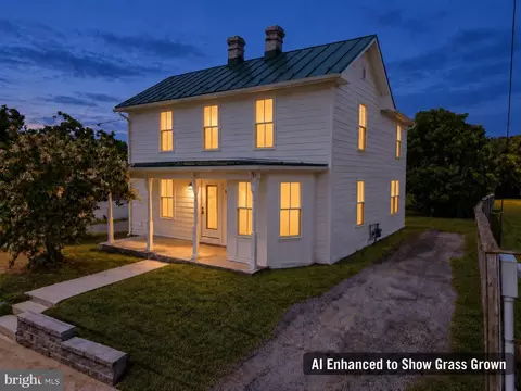 5285 Germain St, Stephens City, VA 22655