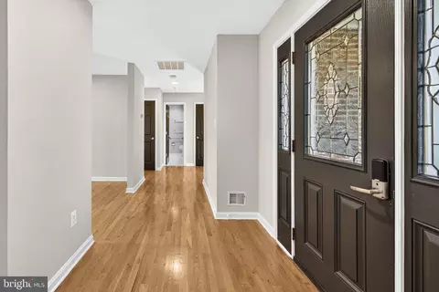 2140 Sixth St, Middletown, VA 22645 photo 5