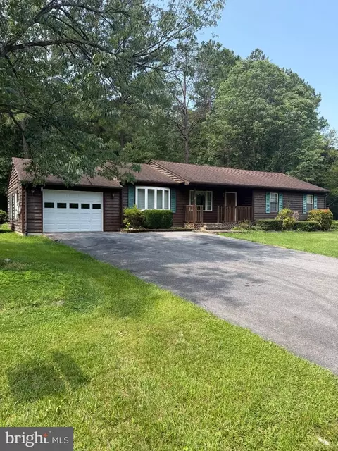 110 Layside Dr, Winchester, VA 22602