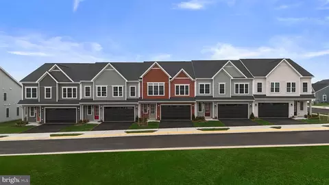 100 Keystone Ln #HOME 1090, Winchester, VA 22603