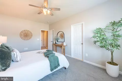 Bedroom - 245 Crofton Ct, Stephenson, VA 22656 photo 3 of 4