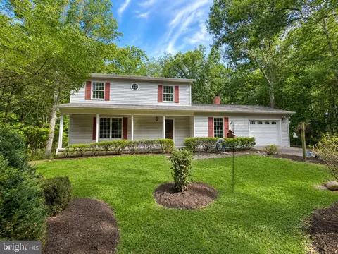 154 Roper Dr, Clear Brook, VA 22624