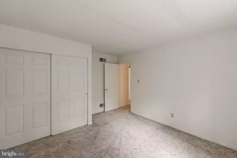 Bedroom - 154 Roper Dr, Clear Brook, VA 22624 photo 6 of 8