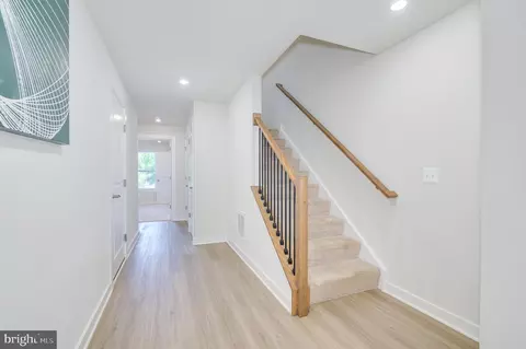 Entry Way - 109 Marlow Ct, Winchester, VA 22602 photo 1 of 17