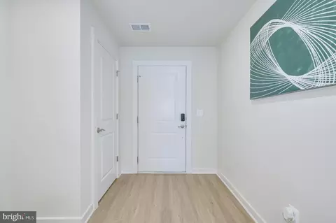 Entry Way - 109 Marlow Ct, Winchester, VA 22602 photo 3 of 17