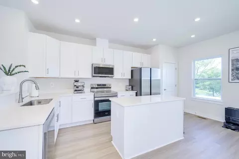 Kitchen - 109 Marlow Ct, Winchester, VA 22602 photo 1 of 5