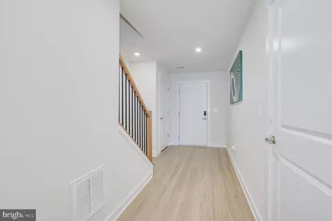 Entry Way - 109 Marlow Ct, Winchester, VA 22602 photo 2 of 17