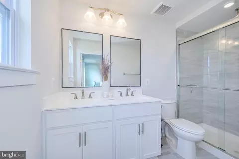 Entry Way - 109 Marlow Ct, Winchester, VA 22602 photo 16 of 17