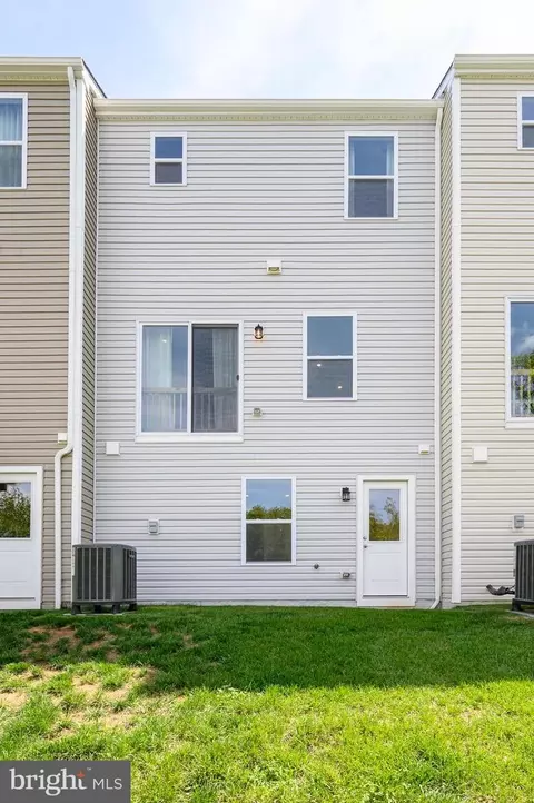 Exterior - 109 Marlow Ct, Winchester, VA 22602 photo 4 of 7