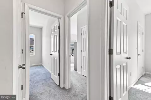 Entry Way - 206 Crofton Ct, Stephenson, VA 22656 photo 13 of 14